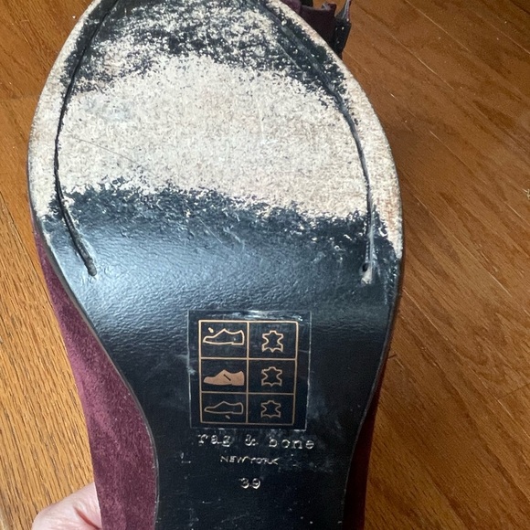RAG & BONE Margot Suede Burgundy Purple Side Zip Heeled
Booties Size 39 - Picture 7 of 9